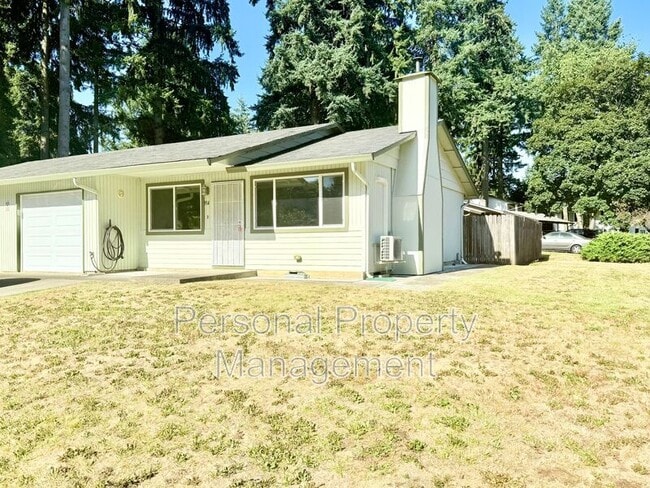 Building Photo - 914 NE 141st Ave