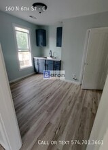 Building Photo - 160 N 6th St