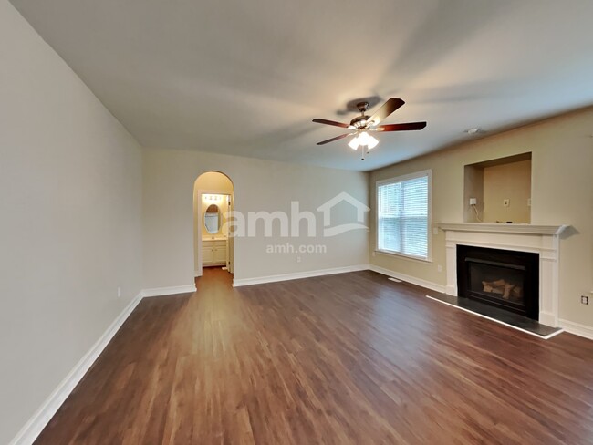Foto del edificio - 10312 Glenmeade Rd