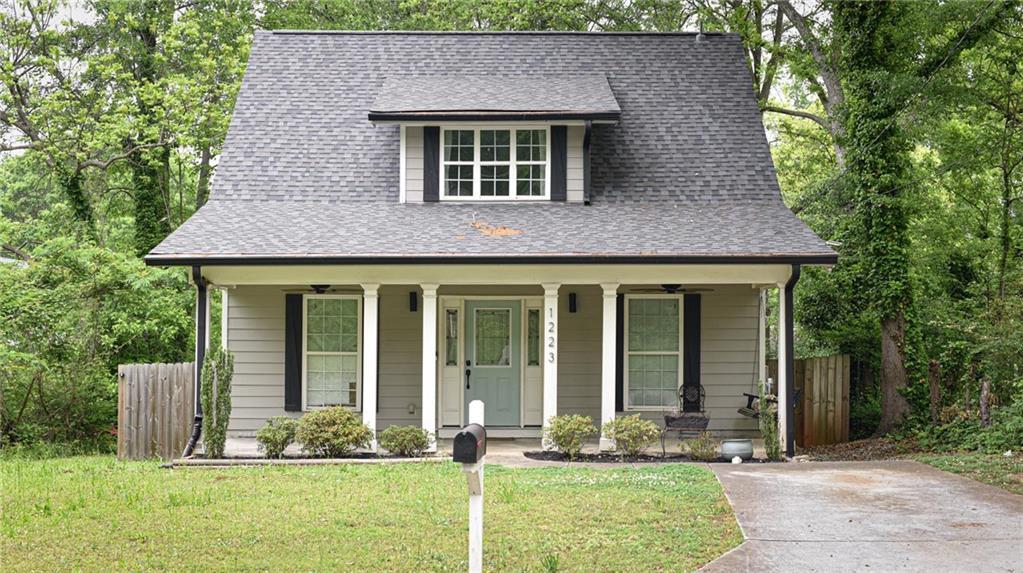 Foto principal - 1223 Bridges Ave SW