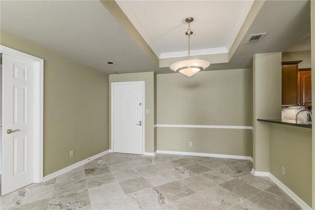Building Photo - 2204 River Green Dr NW