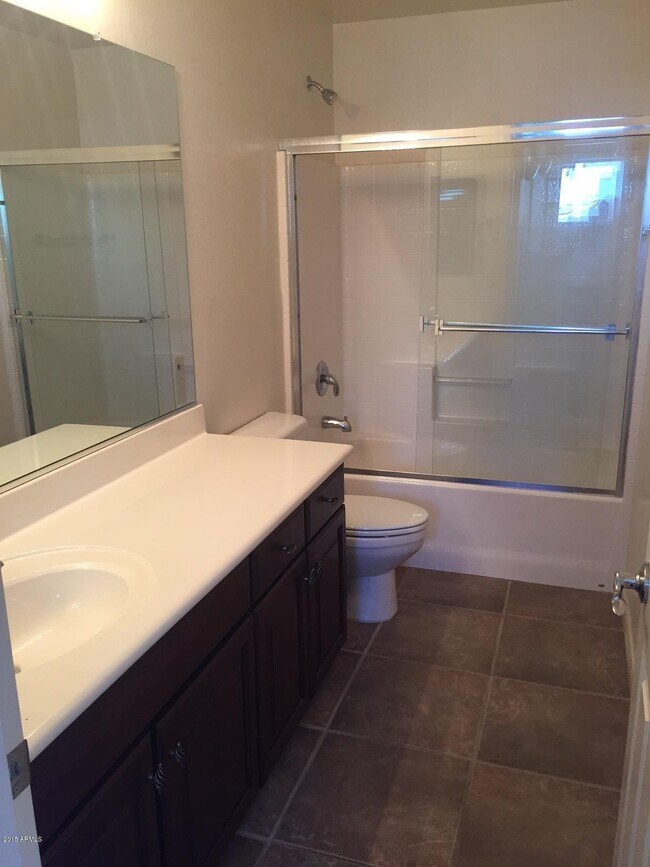 Foto del edificio - 14843 N 174th Ave