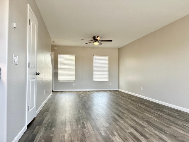 Building Photo - 1660 S Wooten St