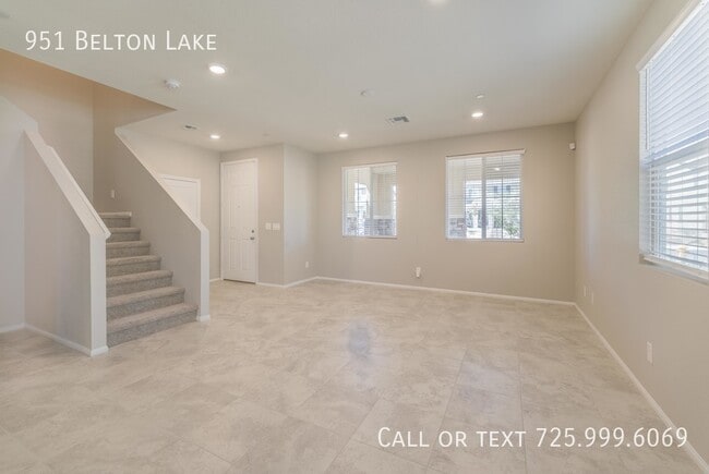 Building Photo - 951 Belton Lake Ave