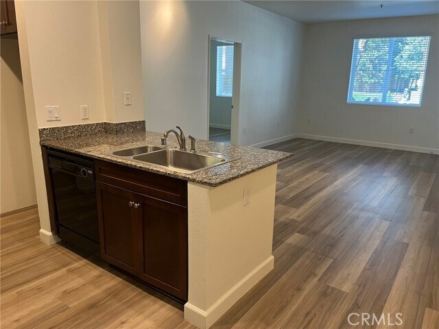 Building Photo - 2122 Scholarship