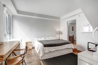 Interior Photo - The BW