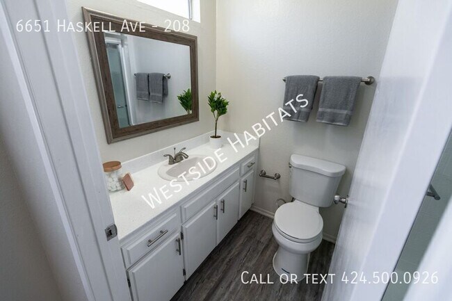 Foto del edificio - 6651 Haskell Ave