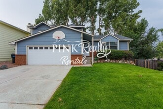 Building Photo - 8274 Caravel Dr