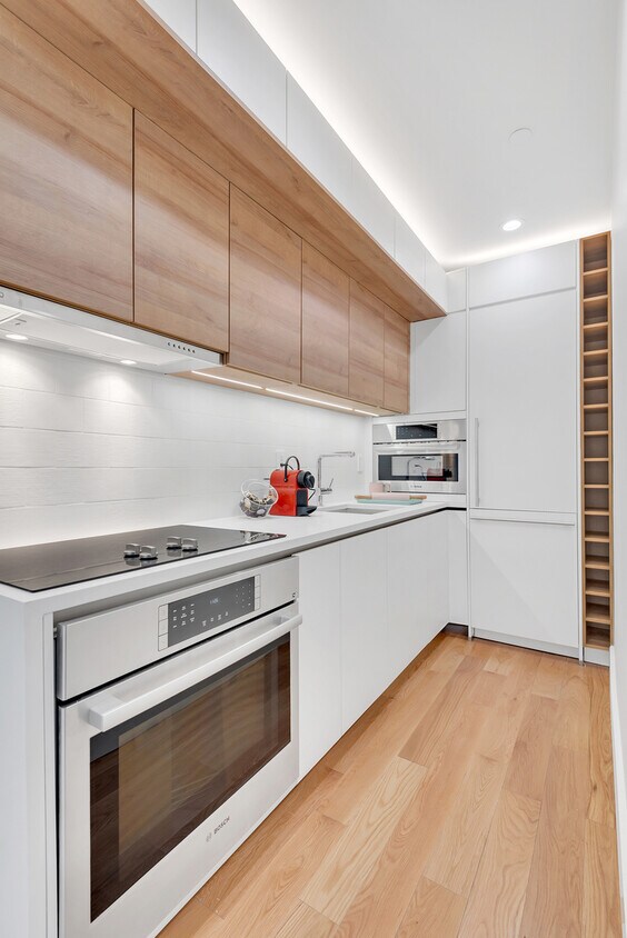 Kitcen - 701 Lafayette Ave