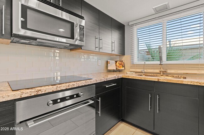 Foto del edificio - 6909 E Osborn Rd