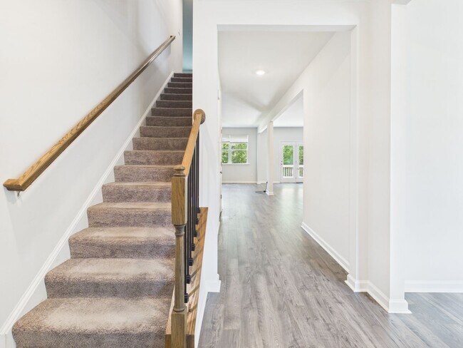 Building Photo - 5701 Brailen Dr