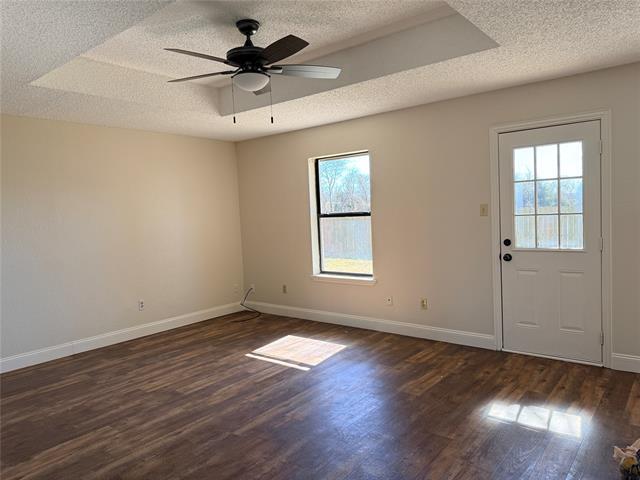 Building Photo - 1606 Brook Glen Dr