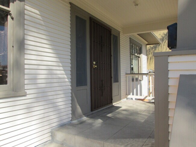 Foto del edificio - Large Fully Remodeled 4 Bedroom Craftsman ...