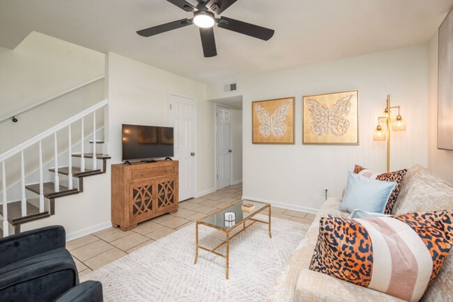 Foto del edificio - 316 Critz St