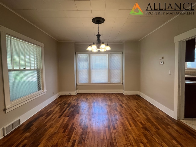 Foto del edificio - Charming 3 Bed  w/ Bonus Room Home ~ Great Location!