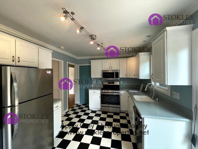 Building Photo - Stokley Properties Presents 1921 Randall A...