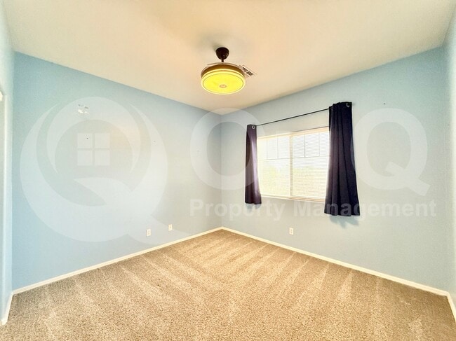 Foto del edificio - 2831 E Southern Ave