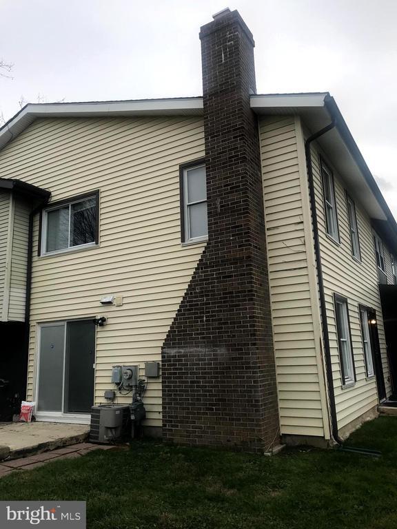 Building Photo - 9645 Baron Pl