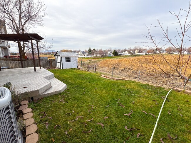 Foto del edificio - 1075 E Pheasant View Dr