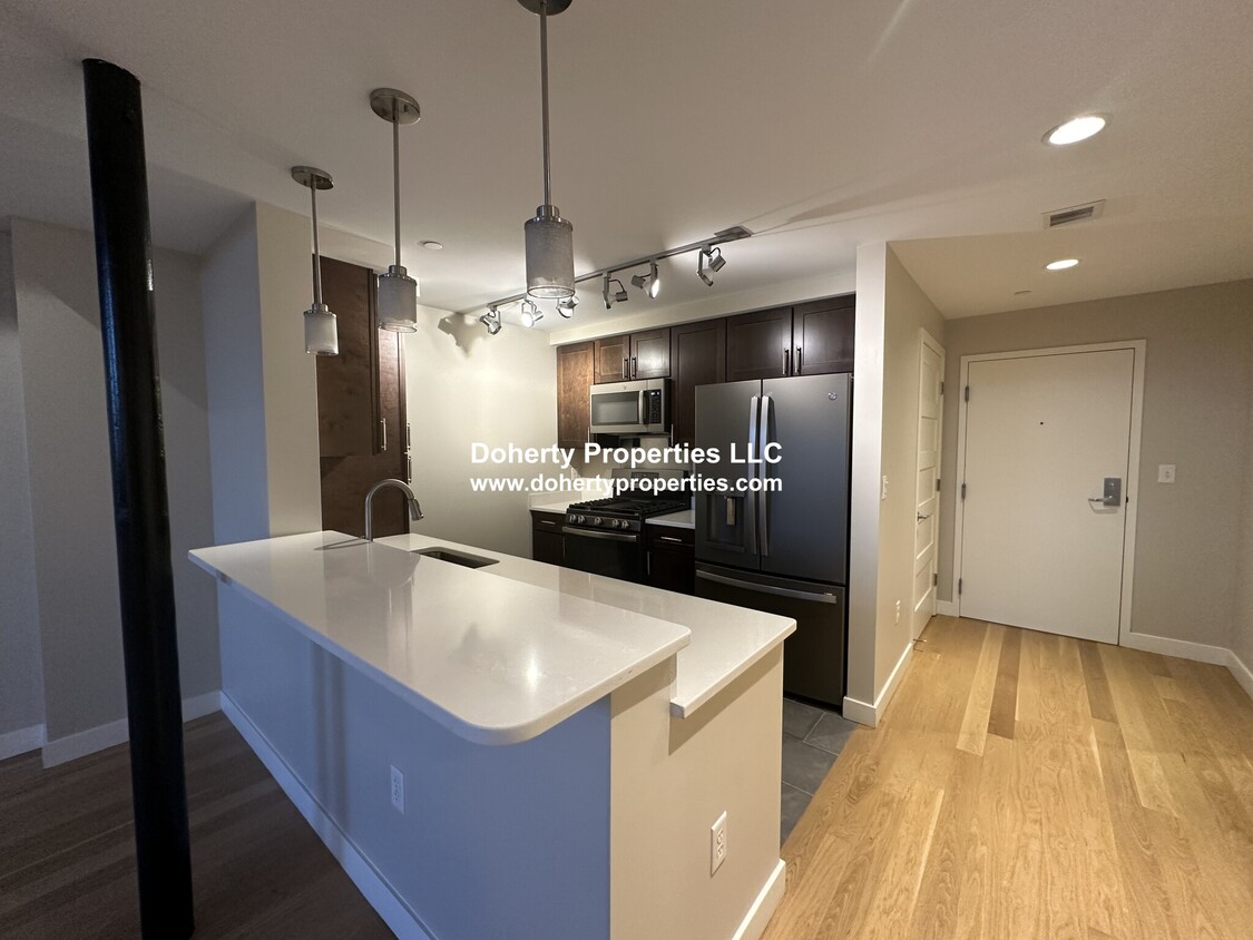 130 John St, Lowell, MA 01852 Condo for Rent in Lowell, MA