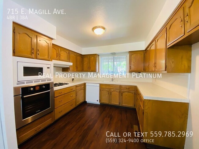 Building Photo - $2,295 Spacious 4 Bedroom Home- Herndon an...