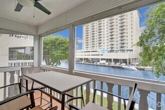 Building Photo - 450 Paradise Isle Blvd