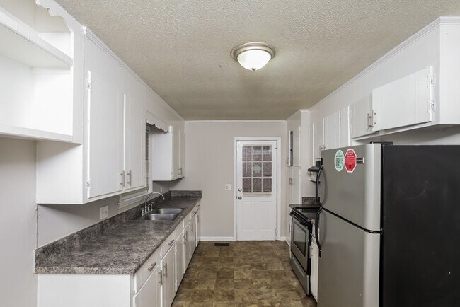 Foto del edificio - Cozy 3 Bedroom