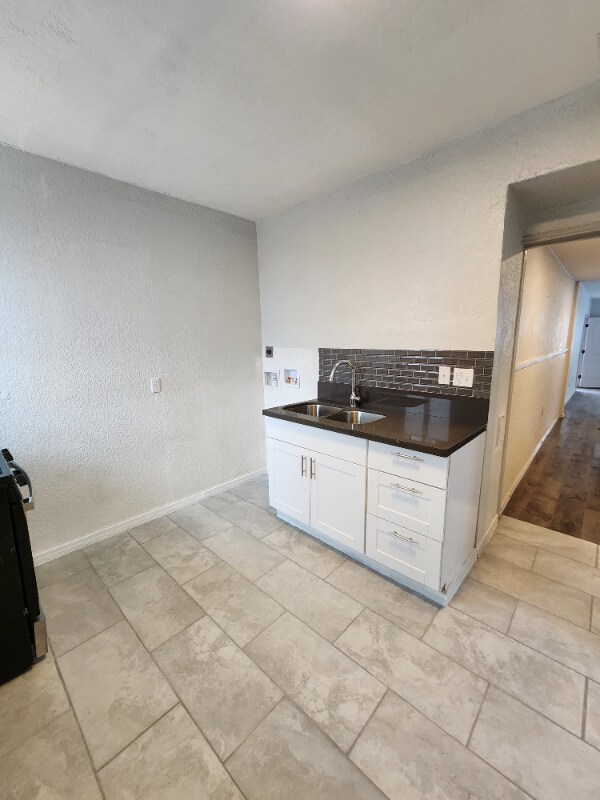 Building Photo - 4938 Meade Ct