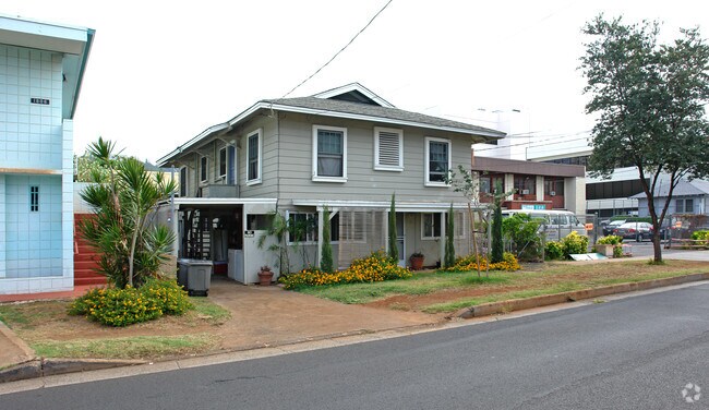 Building Photo - 1812 Algaroba St
