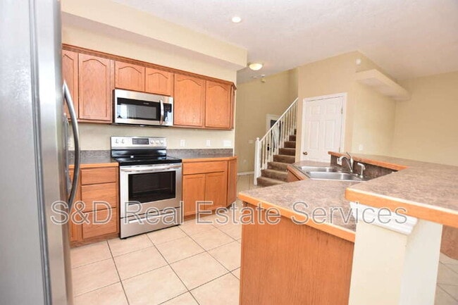 Building Photo - 2010 Hatteras Point