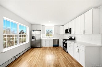 Building Photo - 82 Morningside Ave