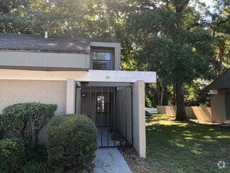Building Photo - 7200 SW 8th Ave