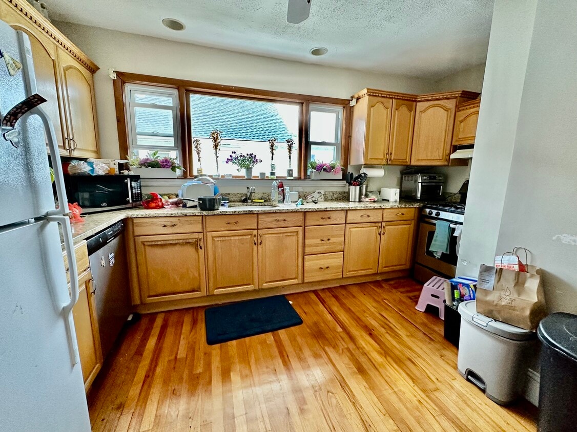 Primary Photo - 89 Hillsdale Rd