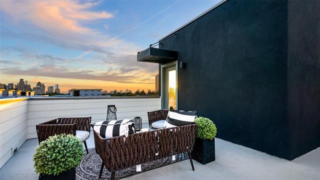 Foto principal - 2030 N Prairie Ave