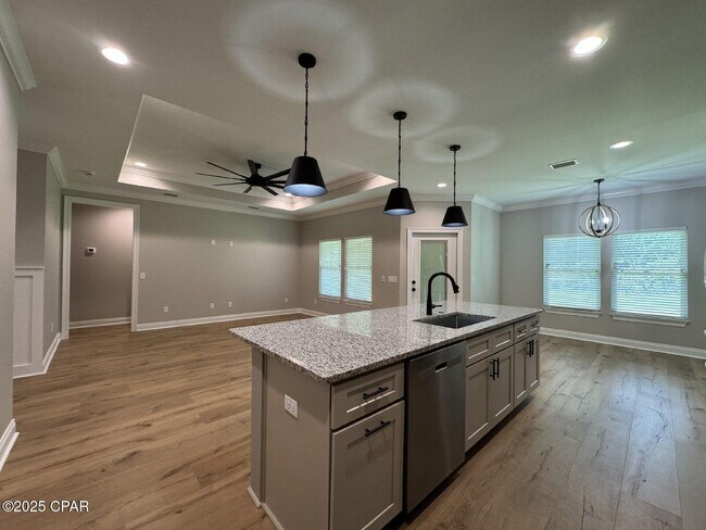 Foto del edificio - 4573 Cedar St