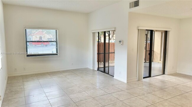 Photo - 501 Racquet Club Rd Townhome