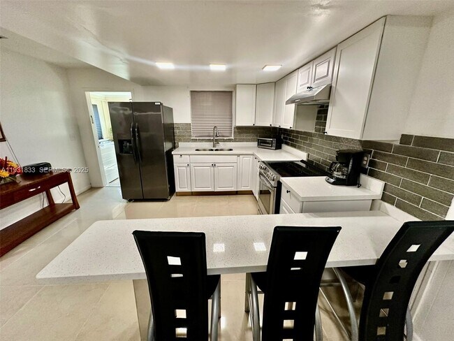 Foto del edificio - 6268 US-441