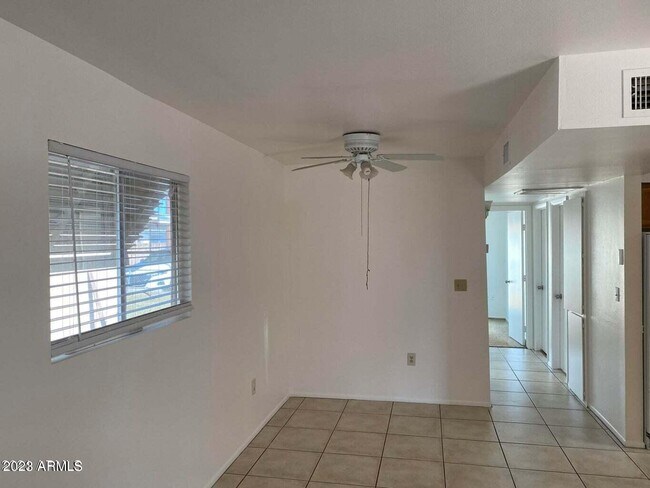 Foto del edificio - 11114 W Nevada Ave
