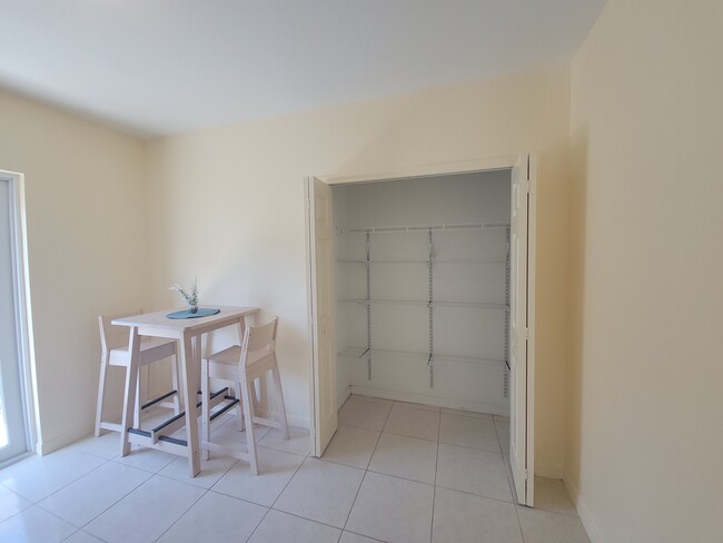 Foto del edificio - 7941 NW 14th Pl