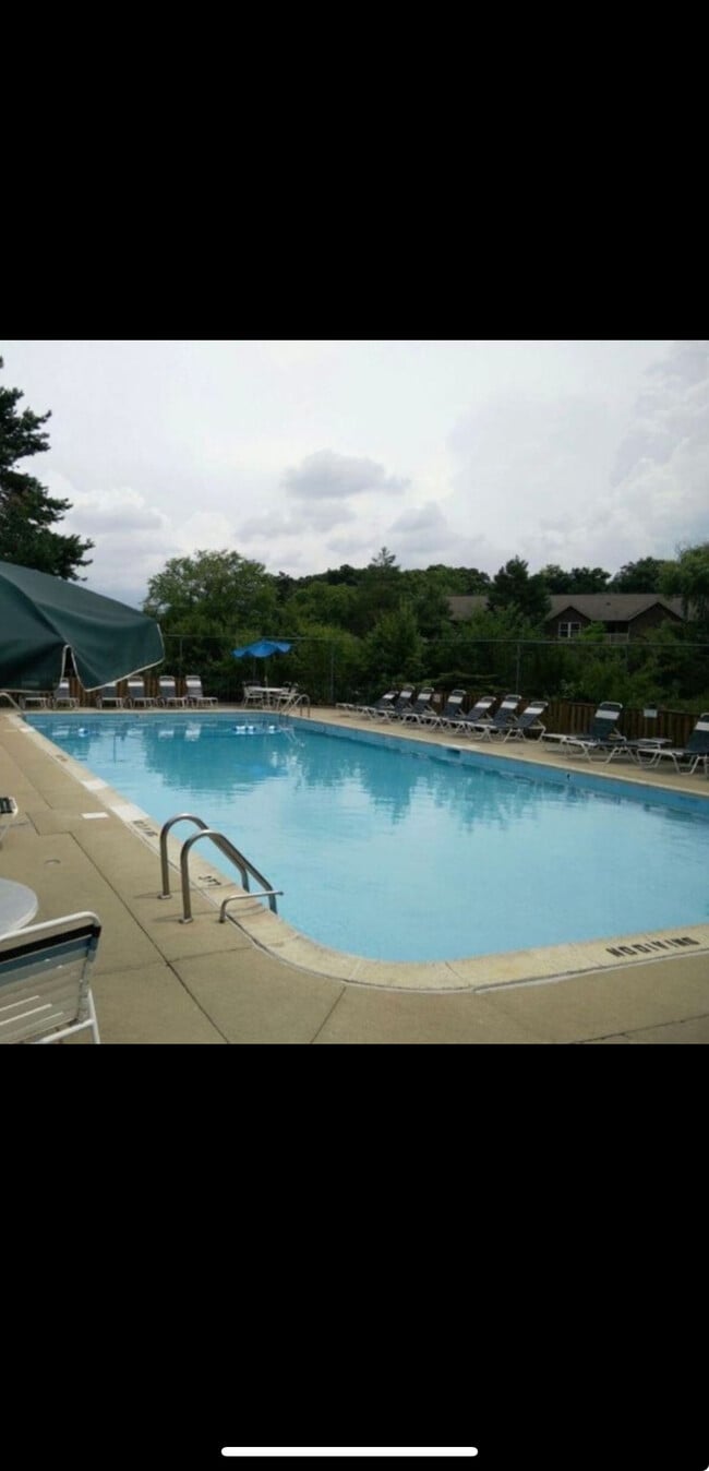 Building Photo - 929 Buccaneer Dr