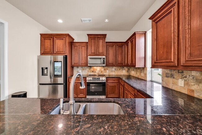 Foto del edificio - 1607 W Dallas St