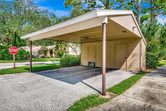 Building Photo - 1210 Tallywood Dr