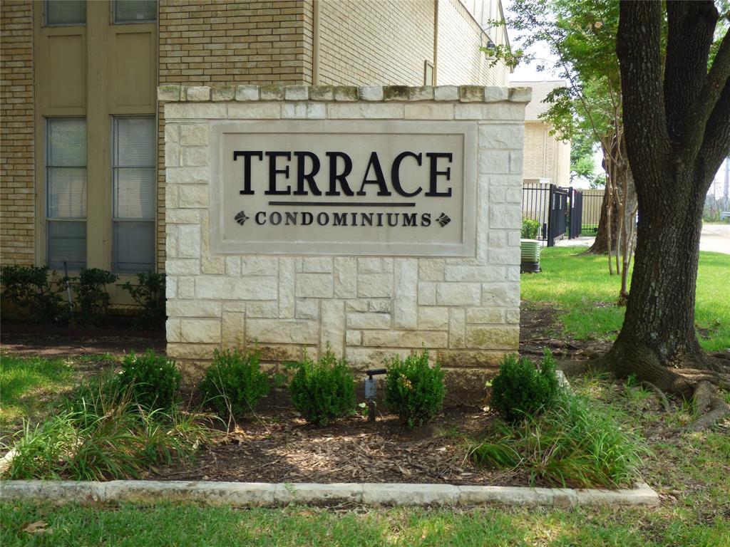 Primary Photo - 4512 Amesbury Dr
