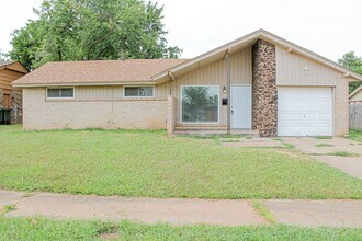 Building Photo - 3012 Neighbors Ln