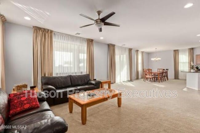 Building Photo - 11545 W Oilseed Dr