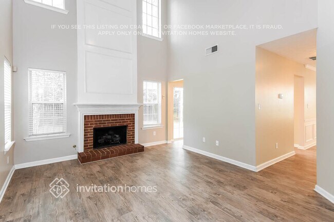 Foto del edificio - 4251 Brighton Way NW