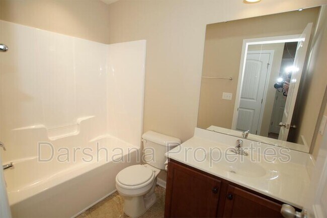 Foto del edificio - 14313 Foxcroft Rd