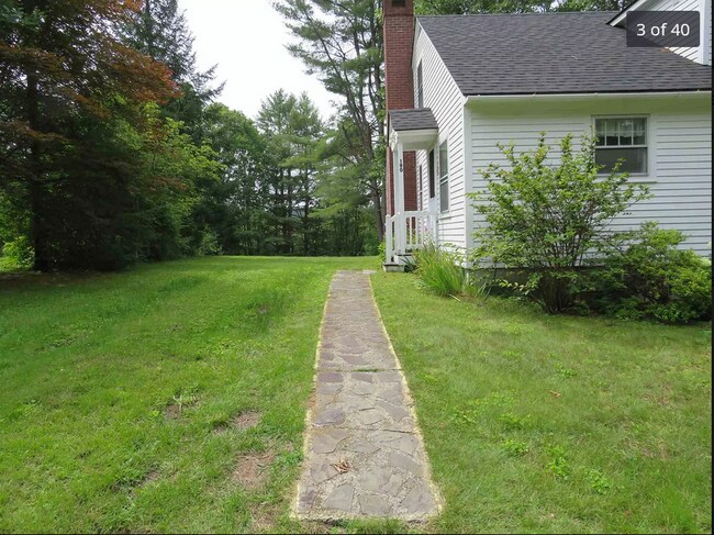 Building Photo - 190 N Shore Rd