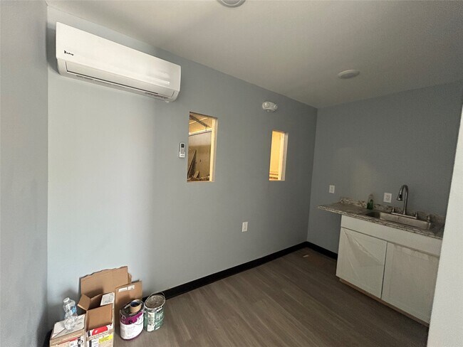 Foto del edificio - 6936 Lozier St