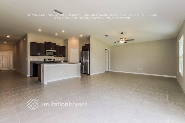 Building Photo - 1510 Blue Rose Dr